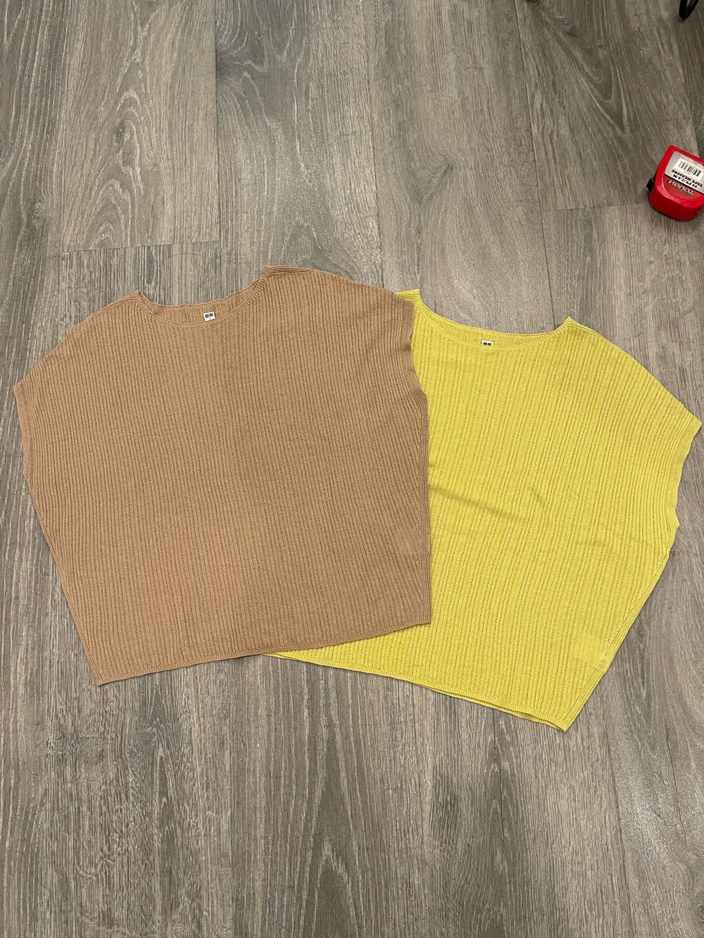 Lot of 2 Uniqlo Ribbed Boxy Short Sleeve Tops - Lime Green & Tan